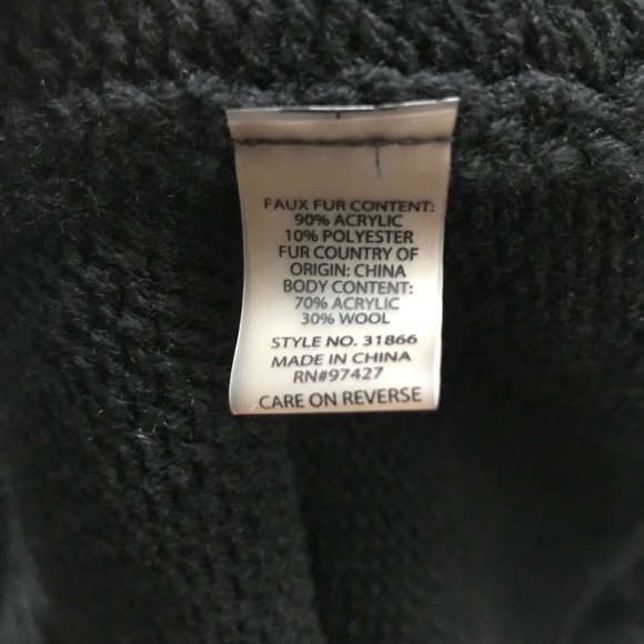 Sold Dolce Cabo Faux Fur Vest Black Knit XS - Picture 9 of 9